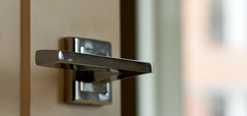 Door Lever Knob Repair in Hallandale Beach, Florida