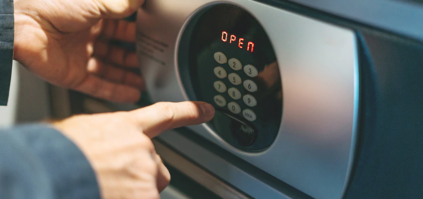 Cash Safe Openers in Hallandale Beach, Florida