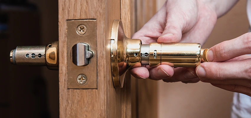 24 Hours Locksmith in Hallandale Beach, FL